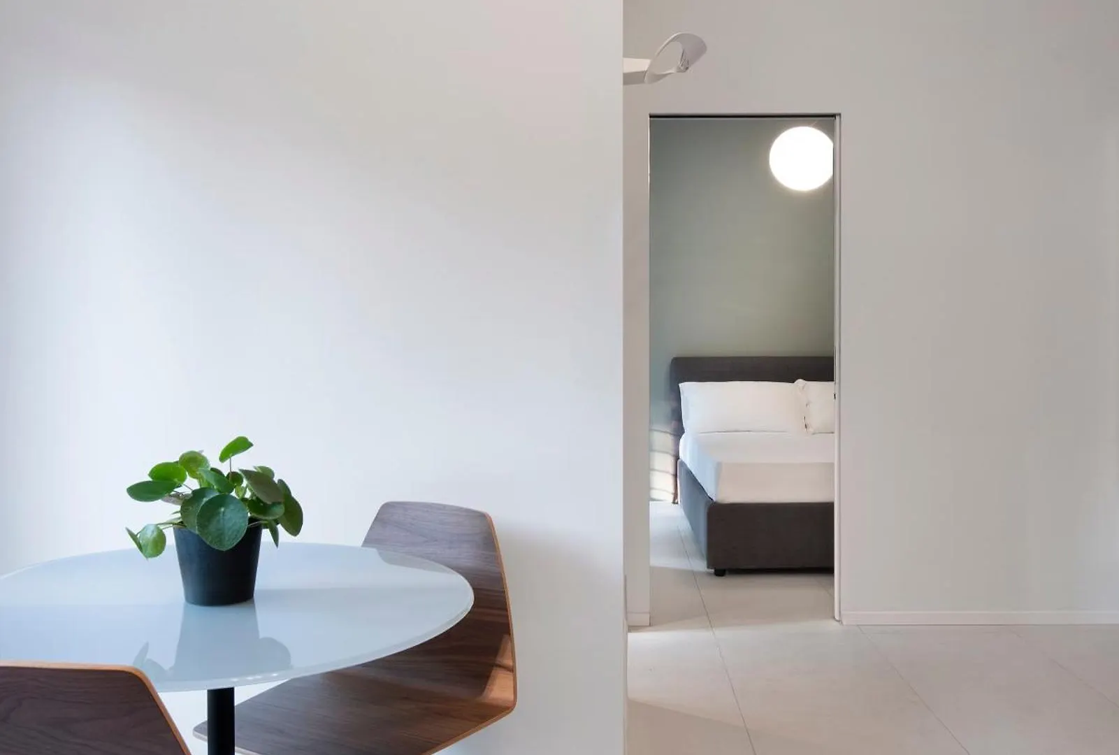 Milan Central Station Apartment