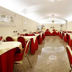 Szálloda Terminal, Milánó