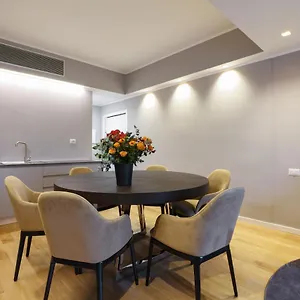 Prestige Boutique -piazza Duomo דירה