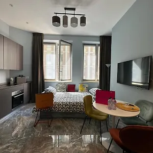 Apartamento Blu Maison Duomo Centro Piazza Diaz, Milão