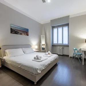 Appartement Sant' Ambrogio Flat, Milaan